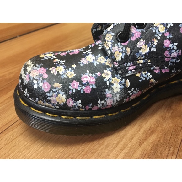 Dr. Martens 1460 Mini Tydee Floral Boots - Picture 5 of 7